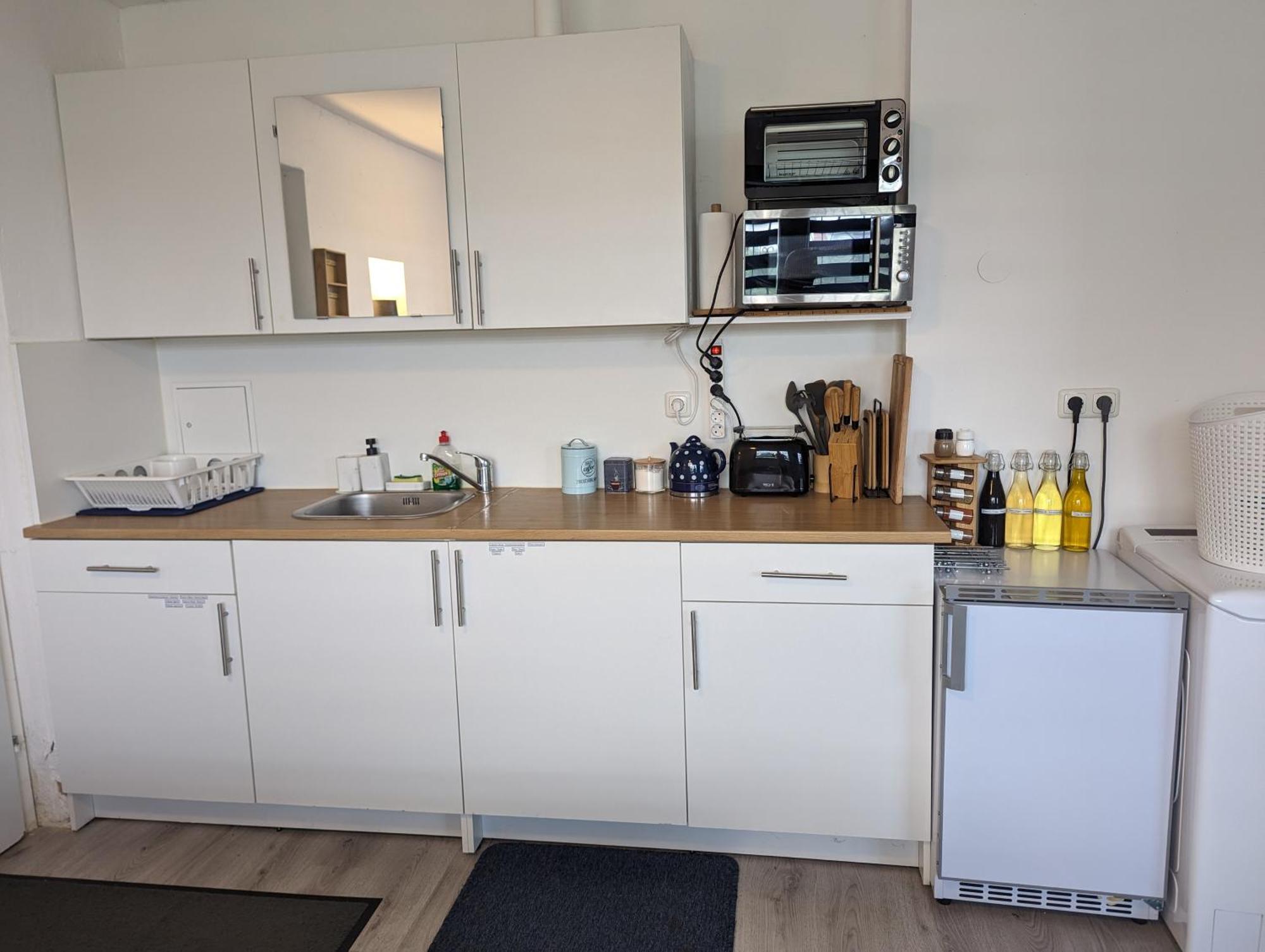 Lovely Studio With Free Parking On Premisis Asten Exteriör bild