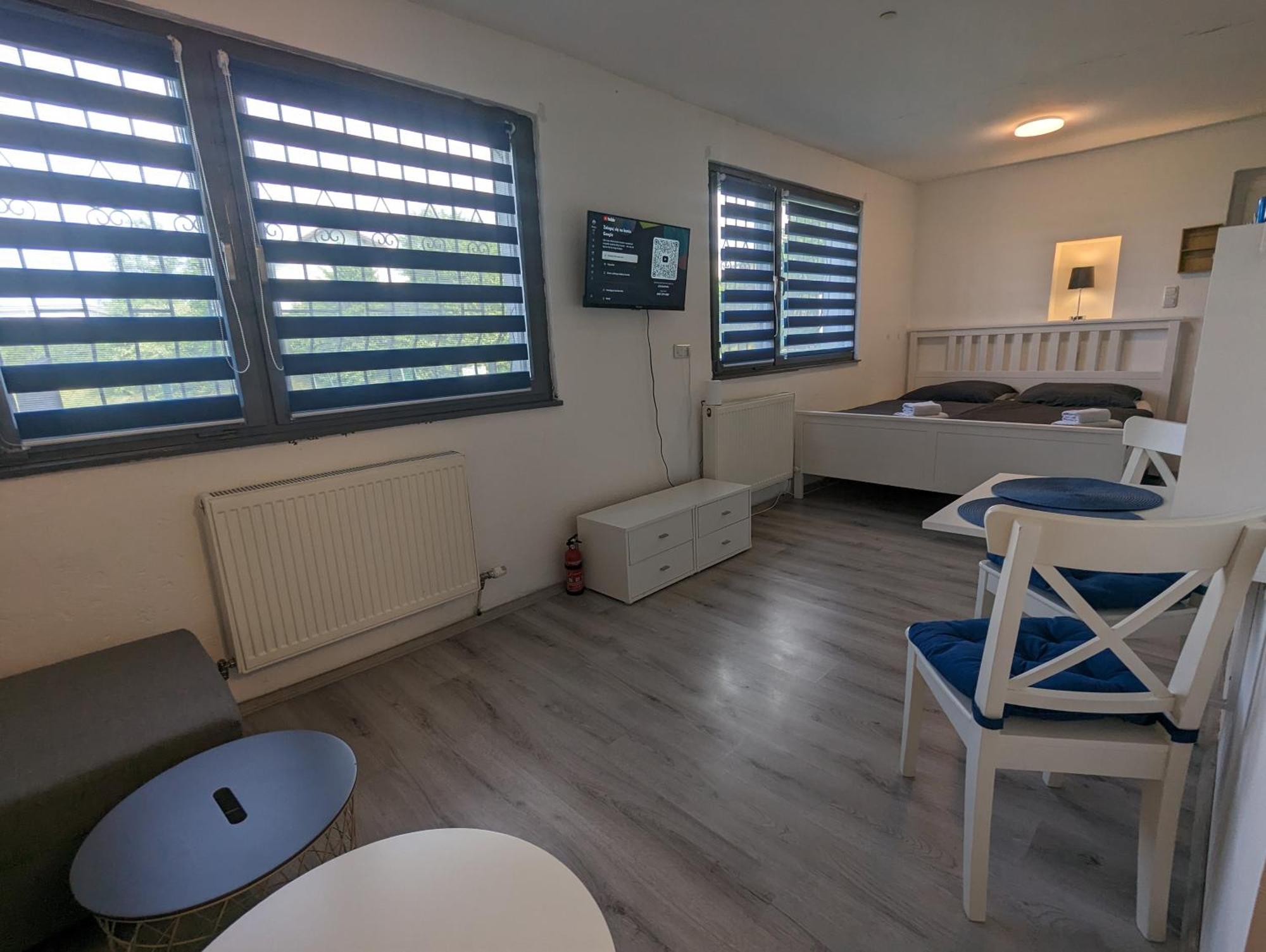 Lovely Studio With Free Parking On Premisis Asten Exteriör bild