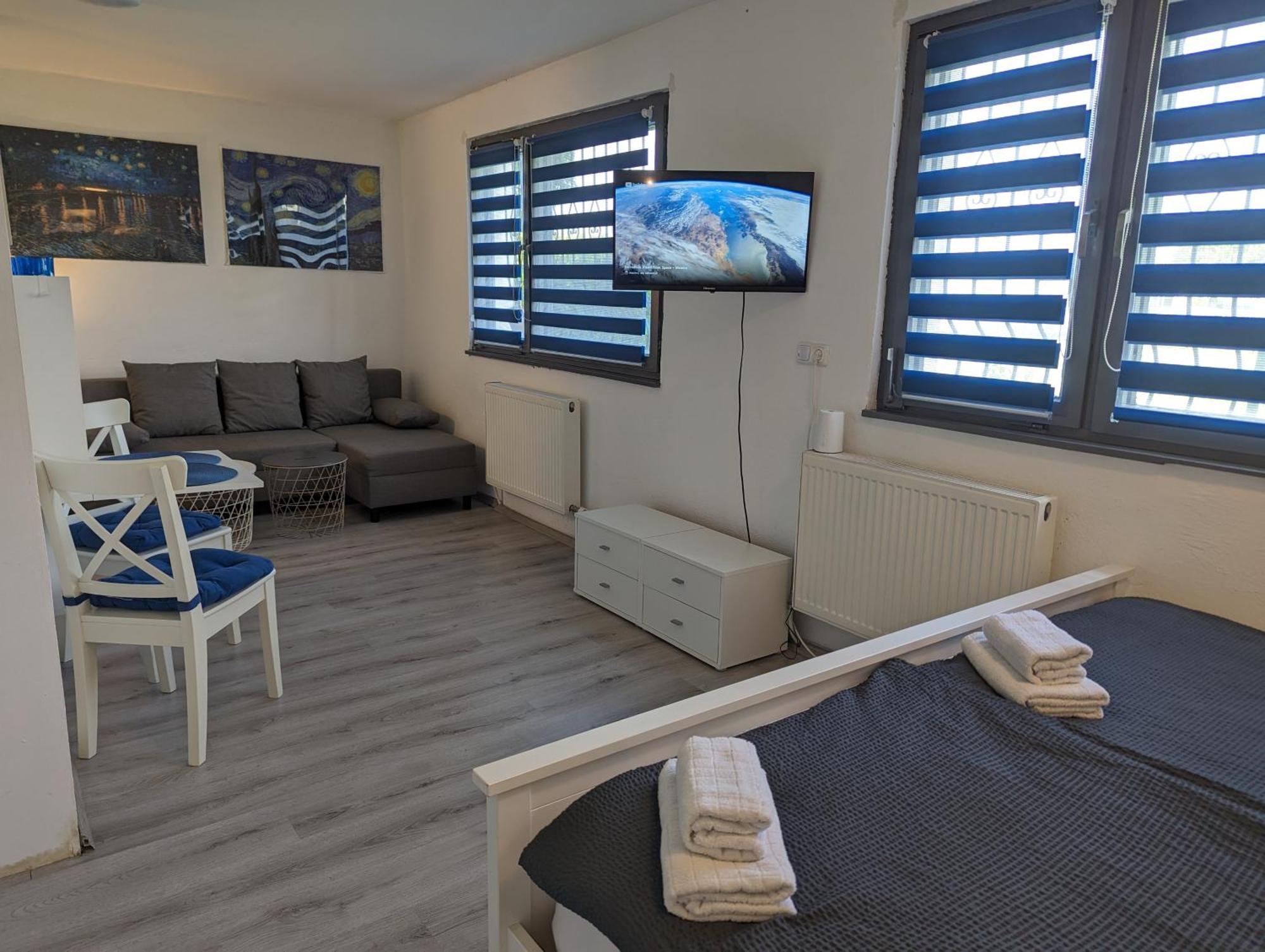 Lovely Studio With Free Parking On Premisis Asten Exteriör bild